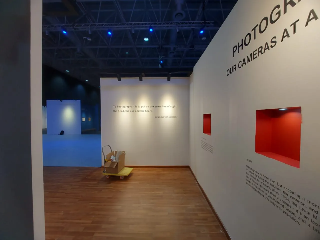 leica event photography stand